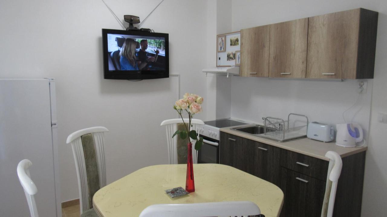 Apartment Crystal Balchik Exterior photo